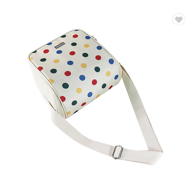 Bon prix Un sac de couleur à épaule pour le déjeuner en ligne